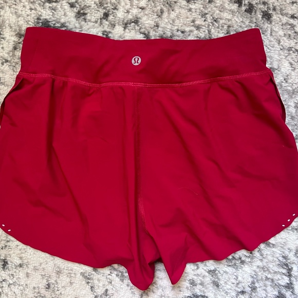 Lululemon Fast and Free Reflective High Rise Short 3" - Picture 3 of 4